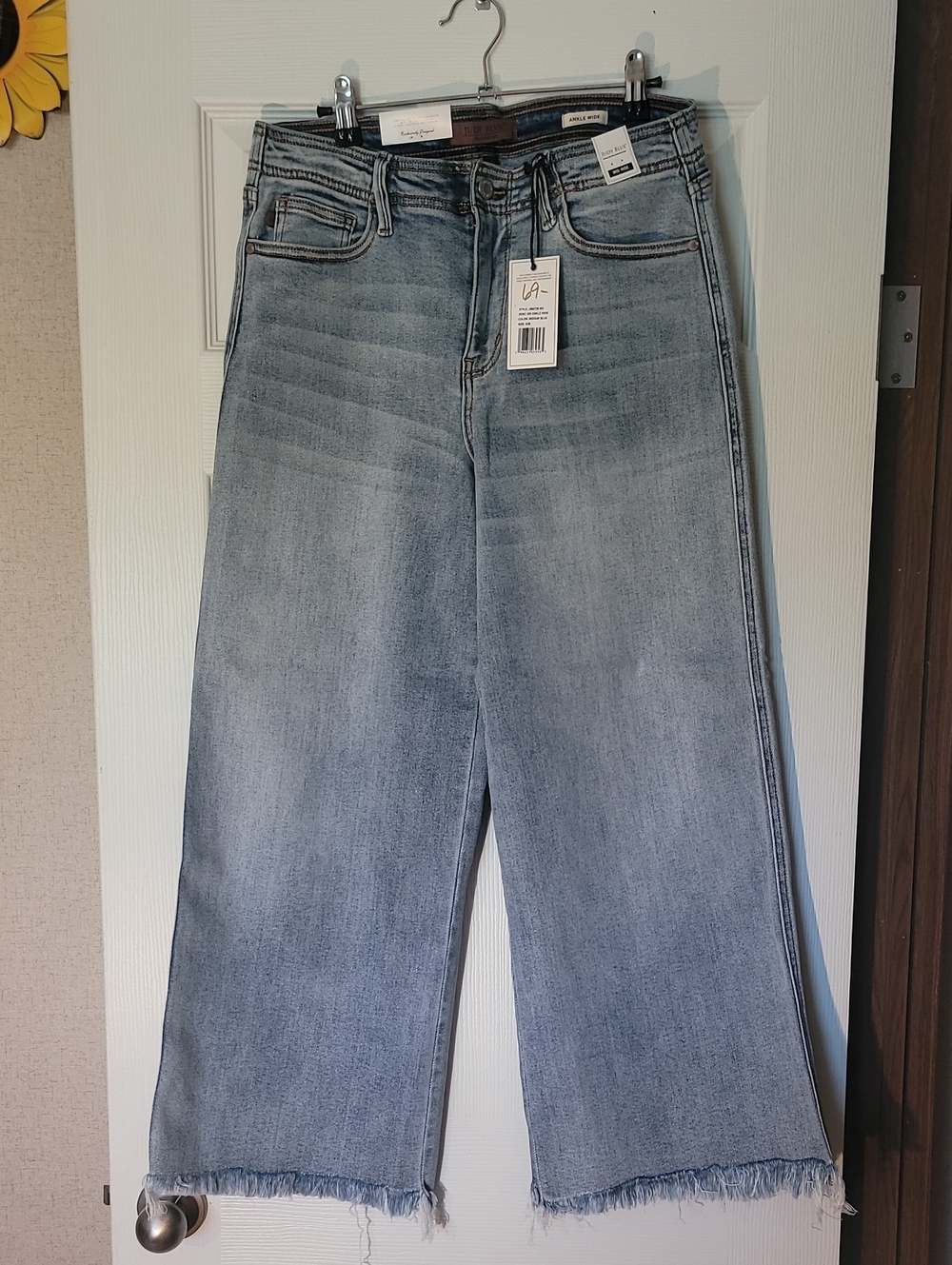 Judy Blue Light Wash Wide-Leg Mid-Rise Women’s Jeans - Light Blue